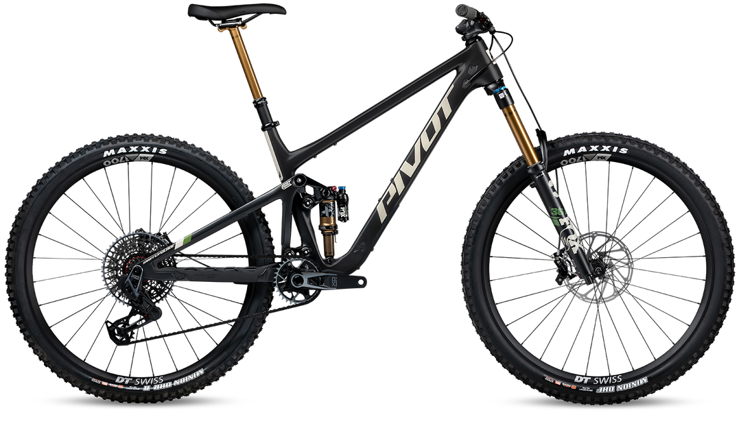 2024 Pivot Switchblade Pedalz