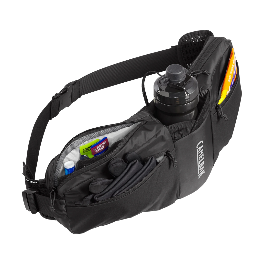 Camelbak Podium Flow 4 Hydration belt with 620ml dirt series bottle