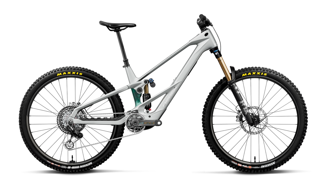2027 Orbea Wild LT M-LTD RS EMTB Smooth Silver (Matt) - Escape Green C. View (Gloss)