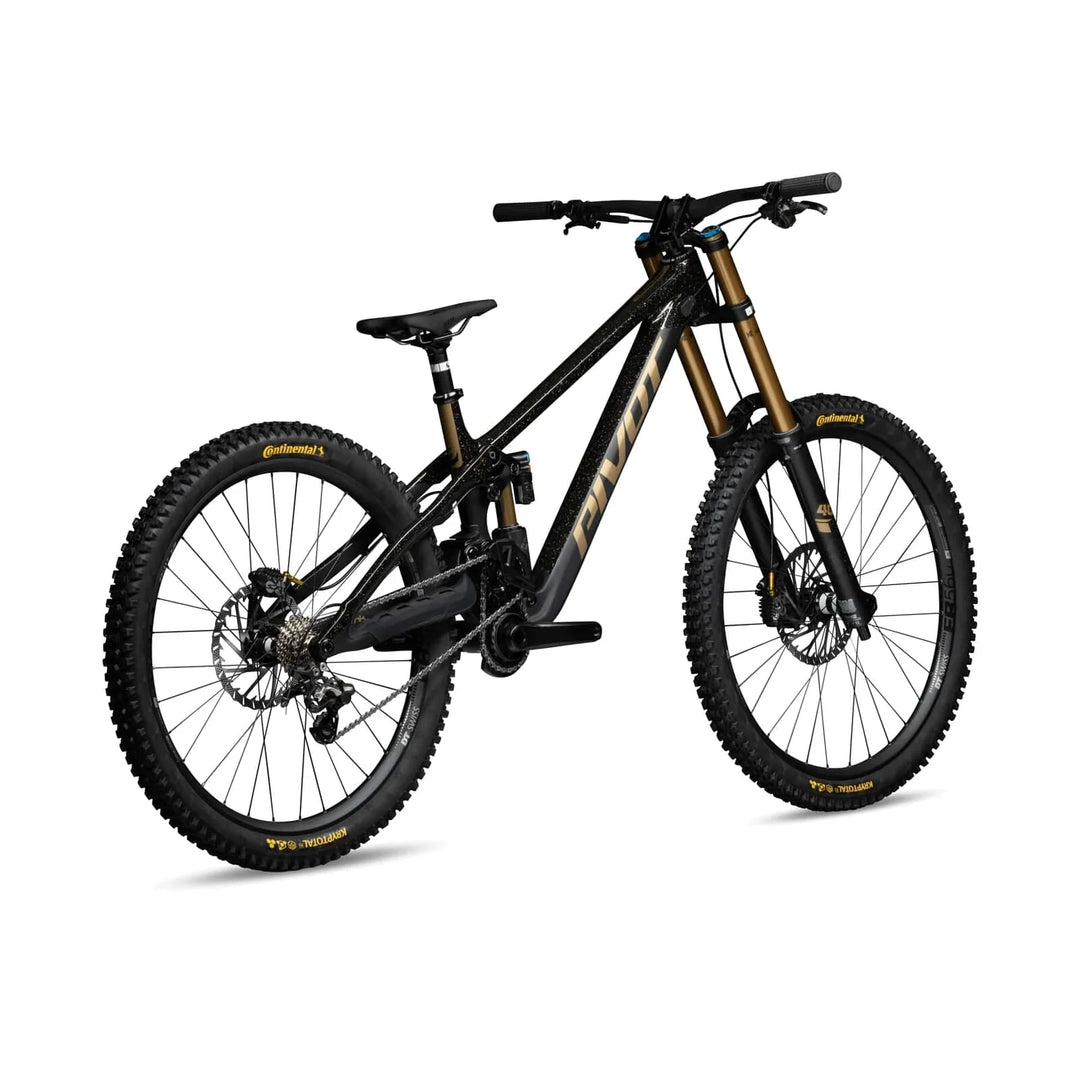 2025 Pivot Cycles Phoenix Pro Saint Downhill Bike
