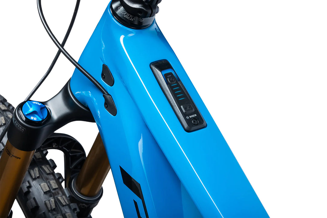 2024 Pivot Shuttle AM