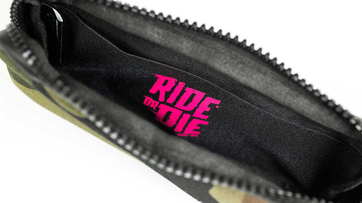 Muc-Off Essentials Case